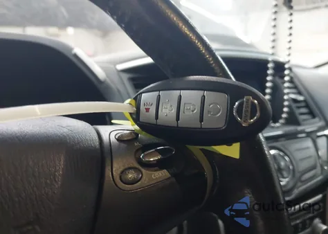 2016 Nissan Pathfinder Platinum/S/Sl/Sv z USA, uszkodzony, nr VIN 5N1AR2MM3GC619134